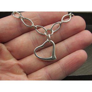 7" Sterling Silver Special Heart Charm Bracelet Vintage Elegant Beautiful